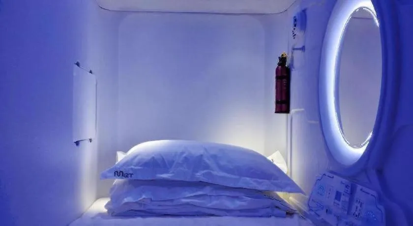 סינגפור Met A Space Pod @ Chinatown 0*,