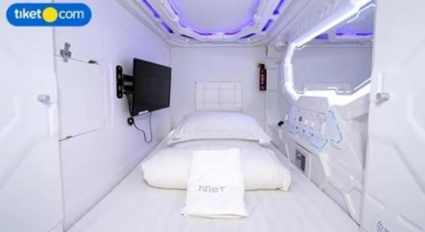 סינגפור Met A Space Pod @ Chinatown 0*,  סינגפור