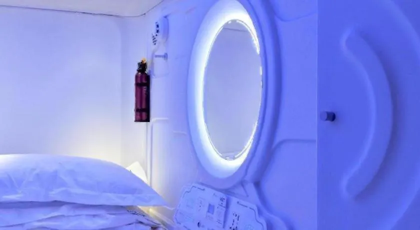 אכסניה סינגפור Met A Space Pod @ Chinatown סינגפור